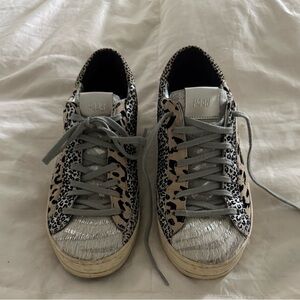 P448 Women's Gray and Black Animal Print Sneakers